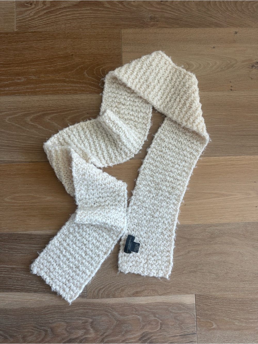 Banana Republic Cream Textured Knit Scarf